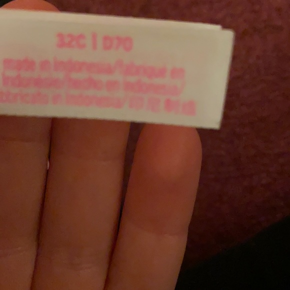 Pink size 32c push up bras - Picture 2 of 3